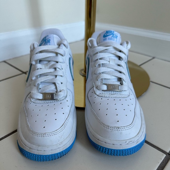 EUC Men’s Nike Air Force 1- Size 6.5 - Picture 2 of 7